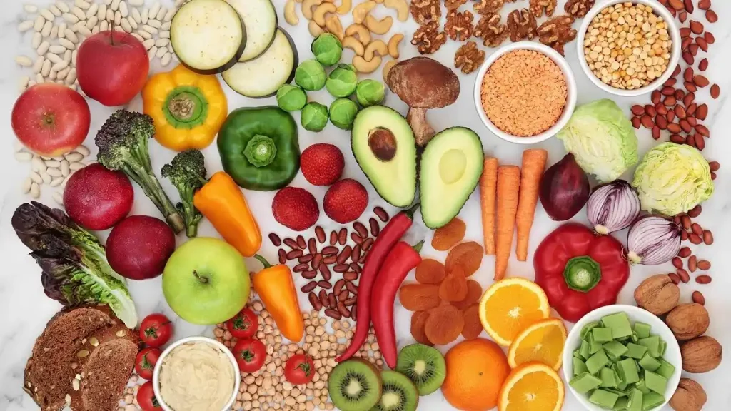 بهترین میوه‌های خون‌ساز برای درمان سریع کم‌خونی و فقر آهن