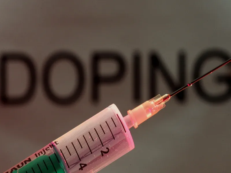 عواقب و خطرات دوپینگ خونی