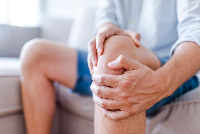 Anemia and leg swelling